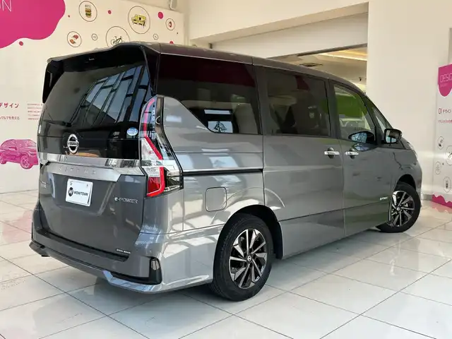 日産 セレナ e－パワー HWS V アーバンクロム 埼玉県 2021(令3)年 4.7万km ダークメタルグレー エマージェンシーブレーキ/プロパイロット/純正１０型SDナビ/　　CD/DVD/BT/フルセグ/USB/クリアランスソナー/アラウンドビューモニター/デジタルインナーミラー/前方ドライブレコーダー/合皮シート/両側パワースライドドア/LEDオートライト/フォグランプ/純正１６インチAW/スマートキー2本/ビルトインETC