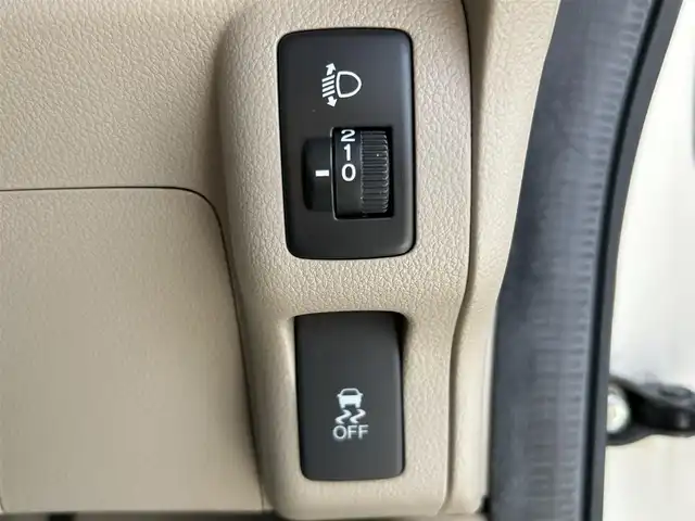 ホンダ Ｎ ＢＯＸ ＋ G 鳥取県 2015(平27)年 3万km タフホワイトⅡ ４・W・D/福祉車両/車椅子仕様スローパー/電動ウィンチ/社外ディスプレイモニター/DVD/CD/BT/USB/バックカメラ・ETC/前席シートヒーター/社外14インチアルミホイール/純正フォグライト/キーレスキー/両側スライドドア/電動格納ミラー/フロアマット/ドアバイザー/スタッドレスセット積込み/ヒーテッドドアミラー
