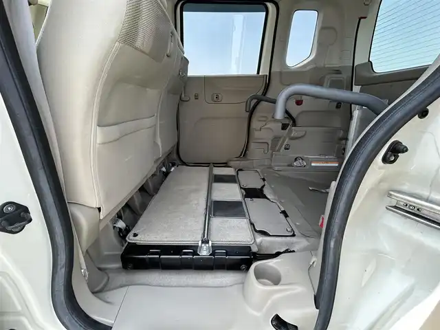 ホンダ Ｎ ＢＯＸ ＋ G 鳥取県 2015(平27)年 3万km タフホワイトⅡ ４・W・D/福祉車両/車椅子仕様スローパー/電動ウィンチ/社外ディスプレイモニター/DVD/CD/BT/USB/バックカメラ・ETC/前席シートヒーター/社外14インチアルミホイール/純正フォグライト/キーレスキー/両側スライドドア/電動格納ミラー/フロアマット/ドアバイザー/スタッドレスセット積込み/ヒーテッドドアミラー