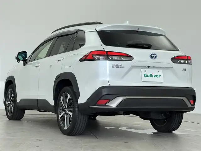 トヨタ カローラ クロス ハイブリッド Z 愛知県 2022(令4)年 3.1万km プラチナホワイトパールマイカ 純正9インチメモリナビ/（CD/DVD/BT/フルセグTV）/バックカメラ/電動リアゲート/ハーフレザー/シートヒーター/パワーシート/トヨタセーフティセンス/・レーンキープアシスト/・衝突被害軽減システム/・クリアランスソナー/・パーキングサポートブレーキ/・標識認識システム/ドアバイザー/EVモード/ドライブモード/オートブレーキホールド/純正18インチAW/純正LEDヘッドライト
