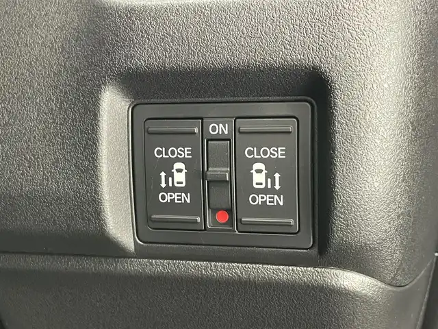 ホンダ Ｎ ＢＯＸ カスタム コーディネートスタイル 愛知県 2025(令7)年 0.1万km パープルⅡ ホンダセンシング　ハーフレザー　シートヒーター　ホンダコネクトナビ装着用ＰＫＧ　マルチビューカメラシステム　衝突軽減　追従クルコン　ハンドル支援　ＬＥＤオートライト　ツートンカラー　両側パワスラ　禁煙
