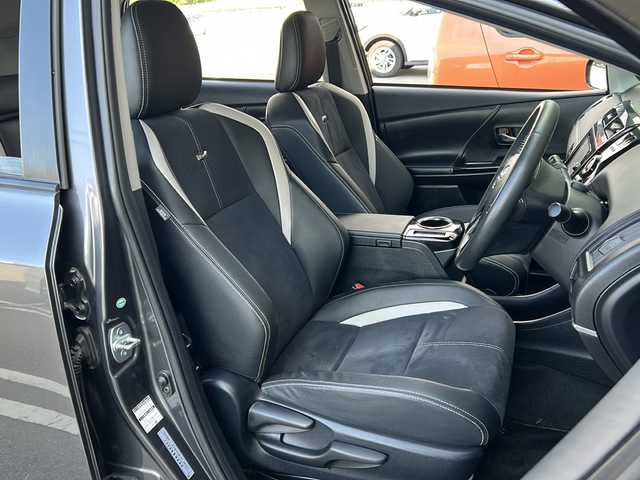 トヨタ プリウス α S ツーリングセレクション G’s 富山県 2017(平29)年 2.8万km グレーメタリック 純正ＳＤナビ/フルセグ/Bluetooth/DVD再生/バックカメラ/ＥＴＣ/ＬＥＤヘッドライト/純正18インチG’ｓ専用アルミホイール