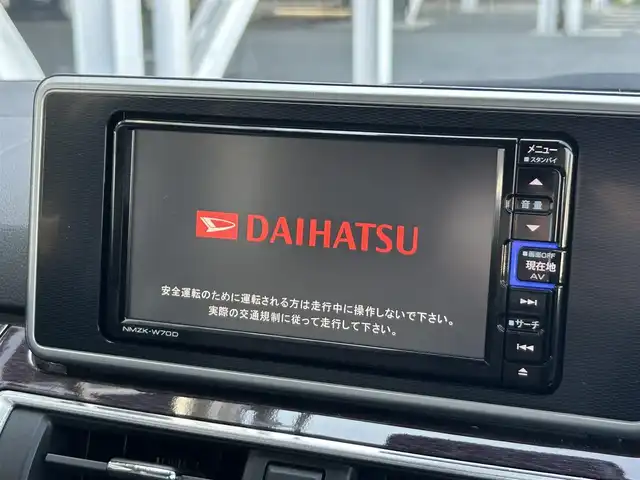 ダイハツ キャスト スタイル G VS SAⅢ 静岡県 2020(令2)年 0.2万km ブラックマイカメタリック スマートアシスト3/純正7型メモリナビ/フルセグTV/DVD再生/BTオーディオ/全周囲カメラ/ETC/ドラレコ/シートヒーター/ベンチシート/フルフラットシート/LEDヘッドライト/オートライト/オートハイビーム/コーナーセンサー/純正フロアマット/盗難防止装置/スマートキー/アイドリングストップ/取扱説明書/純正15AW