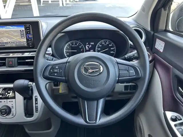 ダイハツ キャスト スタイル G VS SAⅢ 静岡県 2020(令2)年 0.2万km ブラックマイカメタリック スマートアシスト3/純正7型メモリナビ/フルセグTV/DVD再生/BTオーディオ/全周囲カメラ/ETC/ドラレコ/シートヒーター/ベンチシート/フルフラットシート/LEDヘッドライト/オートライト/オートハイビーム/コーナーセンサー/純正フロアマット/盗難防止装置/スマートキー/アイドリングストップ/取扱説明書/純正15AW