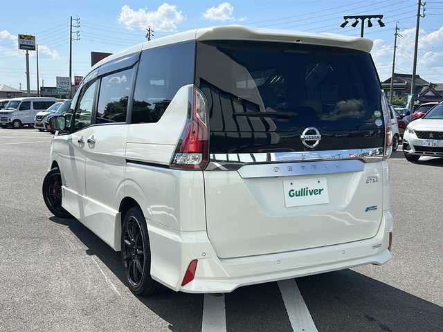 日産 セレナ ハイウェイスター 岐阜県 2016(平28)年 3.8万km ブリリアントホワイトパール 登録時走行距離37694km/純正９インチナビ　/フリップダウンモニター　/アラウンドビューカメラ　/バックカメラ　/プロパイロット　/両側パワースライドドア　/前方ドライブレコーダー　/純正エアロパーツ/レーンキープアシスト/クルーズコントロール/USB入力端子/レザーシート/前後コーナーセンサー　/LEDヘッドライト/スマートキー　/プッシュスタート　/ＥＴＣ/衝突被害軽減システム/横滑り防止装置