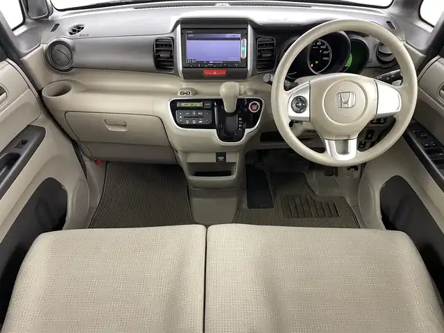 ホンダ Ｎ ＢＯＸ G Lパッケージ 福島県 2015(平27)年 3.5万km スマートブラック あんしんパッケージ/・シティブレーキアクティブシステム（低速域衝突軽減ブレーキ＋誤発進抑制機能）/・前席用i-サイドエアバッグシステム〈容量変化タイプ〉＋サイドカーテンエアバッグシステム（前席/後席対応）/車線逸脱抑制機能/純正SDナビ/型番：VXM-155VSi/・AM/FM/CD/DVD/BT/ワンセグTV/・バックカメラ/・ETC/・前後ドライブレコーダー/チルト式ステアリング/・ステアリングスイッチ/・パドルシフト/プッシュスタート/・スマートキー/・スペアキー/両側パワースライドドア/ベンチシート/HIDヘッドライト/・オートライト/純正フロアマット/ドアバイザー