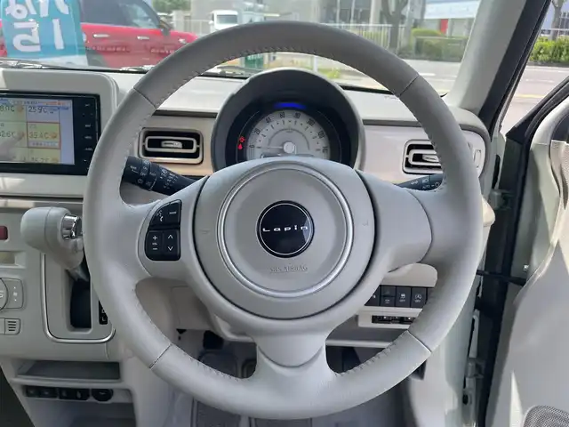 スズキ ラパン X 長野県 2023(令5)年 0.2万km トラッドカーキメタリック/ソフトベージュ 2トーン 走行距離1510Km/ワンオーナー/４WD/アイドリングストップ/社外ナビ/・Bluetooth/CD/DVD/TV/全方位バックカメラ/純正ETC/ドライブレコーダー前後/純正フロアマット/前席シートヒーター/純正１４インチAW/後方コーナーセンサー/LEDオートライト/エンジンスターター/取り扱い説明書/保証書