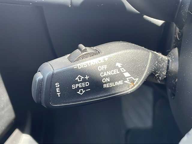 アウディ Ａ５ SB 2．0 TFSI クワトロ 山梨県 2013(平25)年 5.3万km グレー 純正ナビ　/フルセグ　/バックカメラ　/ＥＴＣ　/パワーシート　/前席シートヒーター　/黒革シート　/衝突軽減装置　/クリアランスソナー　/Ｂｌｕｅｔｏｏｔｈ接続　/オートライト　/デュアルエアコン　/ＨＩＤヘッドライト