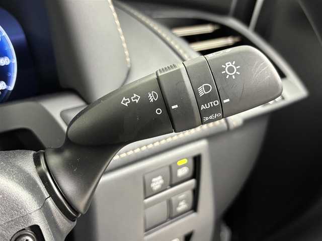 トヨタ アルファードハイブリット Z 埼玉県 2024(令6)年 0.8万km プラチナホワイトパールマイカ メーカー純正１４インチディスプレイオーディオ　/パノラミックビューモニター　/独立ムーンルーフ　/ユニバーサルステップ　/フルセグＴＶ　/デジタルインナーミラー　/パワーバックドア　/両側パワースライドドア/ヘッドアップディスプレイ/ブラインドスポットモニター/ＥＴＣ２．０