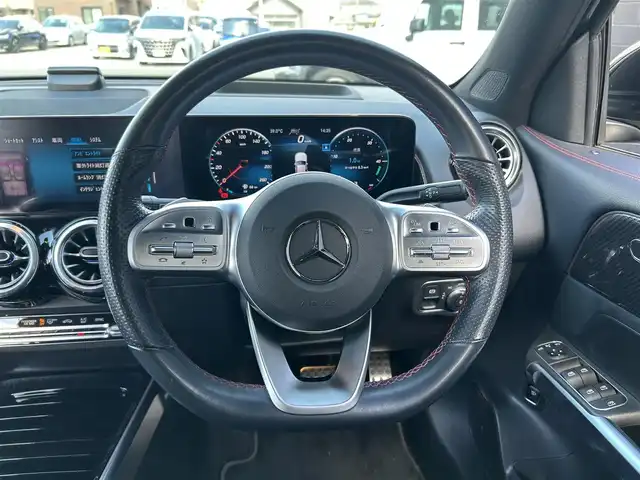 メルセデス・ベンツ Ｍ・ベンツ ＧＬＢ２００ｄ 埼玉県 2021(令3)年 3.4万km 黒 ワンオーナー　/アドバンスドパッケージ　/ナビゲーションパッケージ　　/レーダーセーフティパッケージ　/アラウンドビューカメラ/アンビエントライト/パワーテールゲート/ETC２．０