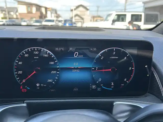 メルセデス・ベンツ Ｍ・ベンツ ＧＬＢ２００ｄ 埼玉県 2021(令3)年 3.4万km 黒 ワンオーナー　/アドバンスドパッケージ　/ナビゲーションパッケージ　　/レーダーセーフティパッケージ　/アラウンドビューカメラ/アンビエントライト/パワーテールゲート/ETC２．０
