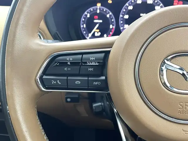 マツダ ＣＸ－６０ XD HV プレミアムスポーツ 熊本県 2022(令4)年 4.2万km ロジウムホワイトプレミアムメタリック ワンオーナー　/サンルーフ　/純正ナビ　/全周囲カメラ　/ＥＴＣ　/i-ACTIVSENSE/・レーダークルーズコントロール/・レーンキープアシスト/・衝突軽減ブレーキ/・前後誤発進抑制機能/・ブラインドスポットモニター/・ロードキープアシスト/・側方危険回避アシスト/・標識認識システム/・オートハイビーム/・スマートブレーキサポート/前後クリアランスソナー　/全席シートヒーター　/前席エアーシート　/前席パワーシート　/ダウンヒルアシスト/横滑り防止/アイドリングストップ/パワーバックドア/ステアリングヒーター/ヘッドアップディスプレイ/電動パーキングブレーキ/ブレーキホールド/純正フロアマット/純正２０インチAW/オートライト/LEDヘッドライト/フォグライト/スマートキー/プッシュスタート/保証書