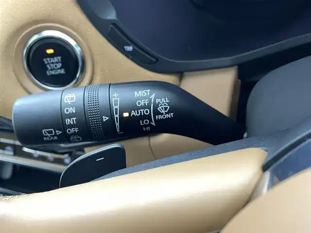 マツダ ＣＸ－６０ XD HV プレミアムスポーツ 熊本県 2022(令4)年 4.2万km ロジウムホワイトプレミアムメタリック ワンオーナー　/サンルーフ　/純正ナビ　/全周囲カメラ　/ＥＴＣ　/i-ACTIVSENSE/・レーダークルーズコントロール/・レーンキープアシスト/・衝突軽減ブレーキ/・前後誤発進抑制機能/・ブラインドスポットモニター/・ロードキープアシスト/・側方危険回避アシスト/・標識認識システム/・オートハイビーム/・スマートブレーキサポート/前後クリアランスソナー　/全席シートヒーター　/前席エアーシート　/前席パワーシート　/ダウンヒルアシスト/横滑り防止/アイドリングストップ/パワーバックドア/ステアリングヒーター/ヘッドアップディスプレイ/電動パーキングブレーキ/ブレーキホールド/純正フロアマット/純正２０インチAW/オートライト/LEDヘッドライト/フォグライト/スマートキー/プッシュスタート/保証書