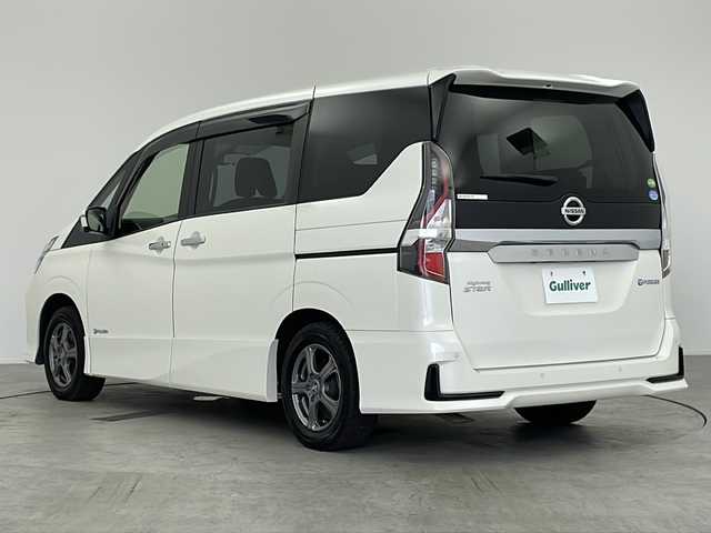 日産 セレナ e－パワー ハイウェイスター V 愛知県 2020(令2)年 5.8万km ブリリアントホワイトパール パイオニア製9インチナビ/CD DVD BT フルセグTV FM AM/カロッツェリア製フリップダウンモニター/アラウンドビューモニター/両側パワースライドドア/ハンズフリースライドドア/クルーズコントロール/ETC/LEDヘッドライト/オートライト/純正フォグライト/前後コーナーセンサー/ETC/ロールサンシェード/サマータイヤ付き純正AW積込/純正フロアマット/ドアバイザー/プッシュスタート/スマートキー