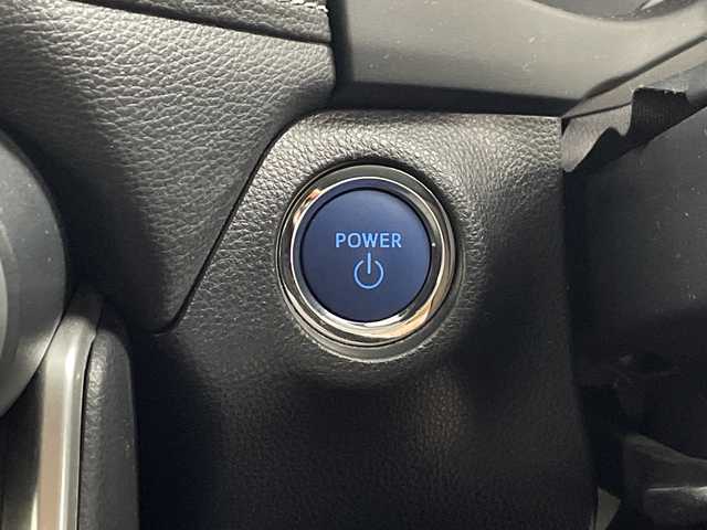 トヨタ ＲＡＶ４ ハイブリットG 鹿児島県 2021(令3)年 8.2万km ホワイトパールクリスタルシャイン 社外SDナビ/(BT/CD/DVD/AM/FM/フルセグTV)/トヨタセーフティセンス/レーダークルーズコントロール/レーンキープアシスト/オートマチックハイビーム/プリクラッシュセーフティ/レザーシート/ブラインドスポットモニター/前後コーナーセンサー/社外前後ドライブレコーダー/バックカメラ/4WD/アイドリングストップ/パワーバックドア/運転席パワーシート/シートメモリー/前席シートヒーター/ルーフレール/純正18インチアルミホイール/純正LEDヘッドライト/純正フロアマット/保証書/取扱説明書/スペアキー