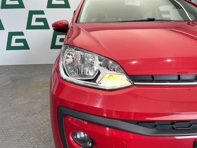 フォルクスワーゲン アップ！ ハイアップ！ 鹿児島県 2019(平31)年 2.2万km トルネードレッド ワンオーナー　/禁煙　/ナビ（CD/DVD/Bluetooth/フルセグTV）/バックカメラ　/前席シートヒーター　/クルーズコントロール　/コーナリングライト　/ＥＴＣ　/前方ドライブレコーダー/レザーステアリング　/後方コーナーセンサー　/オートライト　/純正フロアマット