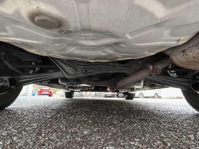 トヨタ カローラ フィールダー S 宮城県 2001(平13)年 9.4万km シルバーM 4WD/ルーフレール/社外SDナビ/（CD/DVD/Bluetooth/USB/iPad/MSV)/ワルセグTV/ETC/純正フロアマット/リモコンキー/社外スチールホイール付き冬タイヤ/（185/70/R14）/純正スチールホイール付き夏タイヤ積込み/（185/70/R14）