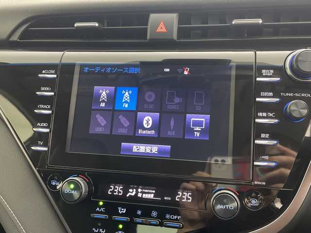 トヨタ カムリ WSレザーパッケージ 愛知県 2019(令1)年 1.3万km アティチュードブラックマイカ 純正メモリナビ・フルセグTV/CD・DVD・Bluetooth/黒革シート/前席シートヒーター/前席パワーシート/スマートキー/ヘッドアップディスプレイ/ブラインドスポットモニター/ビルトインETC/クリアランスソナー/プリクラッシュセーフティ/パドルシフト/nanoe空気清浄機/禁煙車/サイド・カーテンエアバッグ