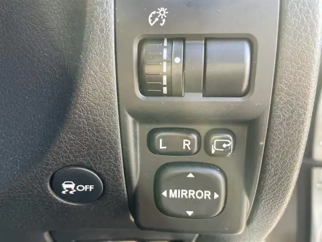 スバル エクシーガクロスオーバー７ 2．5i アイサイト 青森県 2016(平28)年 4.7万km クリスタルホワイトP 寒冷地仕様/ワンオーナー/4WD/社外メモリナビ/フルセグ/AM/FM/CD/DVD/BT/AUX/パワーシートD/N/シートヒーター/純正フロアマット/純正17AW/クルーズコントロール/パドルシフト/レーンアシスト/車線逸脱警報/衝突軽減システム/横滑り防止機能/アイドリングストップ/オートライト/フォグランプ/ドラレコ/ETC/スペアキー/保証書/取扱説明書