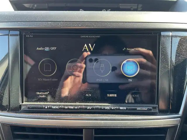 スバル エクシーガクロスオーバー７ 2．5i アイサイト 青森県 2016(平28)年 4.7万km クリスタルホワイトP 寒冷地仕様/ワンオーナー/4WD/社外メモリナビ/フルセグ/AM/FM/CD/DVD/BT/AUX/パワーシートD/N/シートヒーター/純正フロアマット/純正17AW/クルーズコントロール/パドルシフト/レーンアシスト/車線逸脱警報/衝突軽減システム/横滑り防止機能/アイドリングストップ/オートライト/フォグランプ/ドラレコ/ETC/スペアキー/保証書/取扱説明書