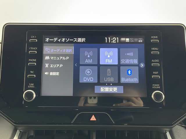 トヨタ ハリアー S 秋田県 2020(令2)年 5.2万km プレシャスブラックパール ４WD/純正メモリナビ(Bluetooth/フルセグ)/バックカメラ/ビルトインETC/100V充電/クルーズコントロール/前方ドライブレコーダー/純正AW/置くだけ充電/車線逸脱警報/前後コーナーセンサー/オートマチックハイビーム/リアデアイサー/寒冷地仕様/LEDヘッドライト/スマートキー