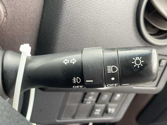 トヨタ スペイド G 新潟県 2019(令1)年 8.2万km ボルドーマイカメタリック 純正SDナビ/(Bluetooth/AM/FM/CD/DVD)/フルセグTV/シートヒーター(運転席)/バックカメラ/衝突軽減システム/片側パワースライドドア/AW付スタッドレスタイヤ/レーンキープアシスト/横滑り防止装置/コーナーセンサー/ステアリングスイッチ/ETC