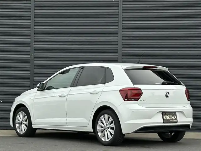 フォルクスワーゲン ポロ TSIハイライン 茨城県 2018(平30)年 3.5万km ピュアホワイト セ-フティパッケージ /ACC /DiscoverPro /12セグ /LED /後退時衝突軽減ブレーキ /リヤトラフィックアラート /ブラインドスポットディテクション /リアビュ-カメラ /パ-クディスタンス /CarPlay /BT/USB/DVD /ETC2.0 /パドルシフト /禁煙車