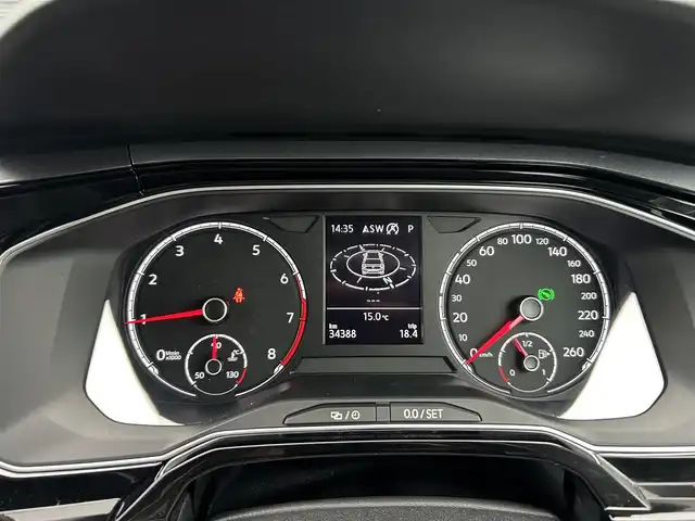 フォルクスワーゲン ポロ TSIハイライン 茨城県 2018(平30)年 3.5万km ピュアホワイト セ-フティパッケージ /ACC /DiscoverPro /12セグ /LED /後退時衝突軽減ブレーキ /リヤトラフィックアラート /ブラインドスポットディテクション /リアビュ-カメラ /パ-クディスタンス /CarPlay /BT/USB/DVD /ETC2.0 /パドルシフト /禁煙車