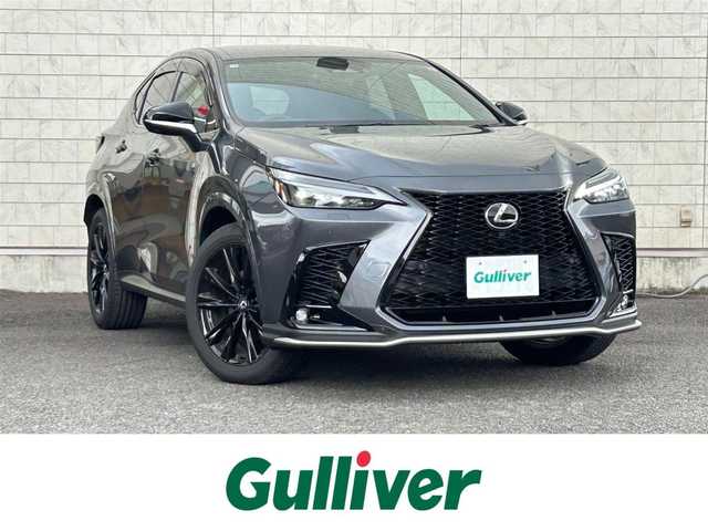 レクサス ＮＸ 350h Fスポーツ 大分県 2025(令7)年 0.5万km ソニッククロム ・ワンオーナー/・Lexus　Teammate/  Advanced Park(リモート機能付き）/　パーキングサポートブレーキ/・ LexuSafetySystem+/　プリクラッシュセーフティ/　緊急時操舵支援/　フロントクロストラフィックアラート/　レーンチェンジアシスト/　アダプティブハイビームシステム/・純正マルチナビ/　Apple CarPlay/　Android Auto/　Miracast/　フルセグテレビ/　Bluetooth/　ラジオ/・プッシュエンジンスタート/・ETC2.0/・パノラミックビューモニター/・ヒートシーター　D席/N席/・メモリーシート　D席/・ステアリングヒーター/・ブラインドスポットモニター/・ドライブレコーダー前後/・ステアリングスイッチ/・ドライブモードセレクトスイッチ/・パワーシート　D席/N席/・パワーバックドア/・USB端子/・充電用タイプC端子/・横滑り防止システム/・チルトステアリング/・ウィンカーミラー/・純性LEDランプ/・革巻きステアリング/・プライバシーガラス/・純正フロアマット/・純正20インチアルミホイル/・1500Wコンセント/・ドアバイザー/・トノカバー/・保証書/・スマートキー２本/・カードキー１枚