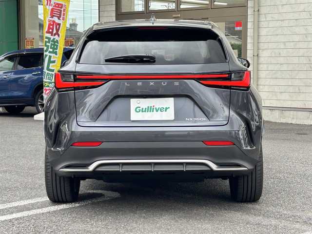レクサス ＮＸ 350h Fスポーツ 大分県 2025(令7)年 0.5万km ソニッククロム ・ワンオーナー/・Lexus　Teammate/  Advanced Park(リモート機能付き）/　パーキングサポートブレーキ/・ LexuSafetySystem+/　プリクラッシュセーフティ/　緊急時操舵支援/　フロントクロストラフィックアラート/　レーンチェンジアシスト/　アダプティブハイビームシステム/・純正マルチナビ/　Apple CarPlay/　Android Auto/　Miracast/　フルセグテレビ/　Bluetooth/　ラジオ/・プッシュエンジンスタート/・ETC2.0/・パノラミックビューモニター/・ヒートシーター　D席/N席/・メモリーシート　D席/・ステアリングヒーター/・ブラインドスポットモニター/・ドライブレコーダー前後/・ステアリングスイッチ/・ドライブモードセレクトスイッチ/・パワーシート　D席/N席/・パワーバックドア/・USB端子/・充電用タイプC端子/・横滑り防止システム/・チルトステアリング/・ウィンカーミラー/・純性LEDランプ/・革巻きステアリング/・プライバシーガラス/・純正フロアマット/・純正20インチアルミホイル/・1500Wコンセント/・ドアバイザー/・トノカバー/・保証書/・スマートキー２本/・カードキー１枚