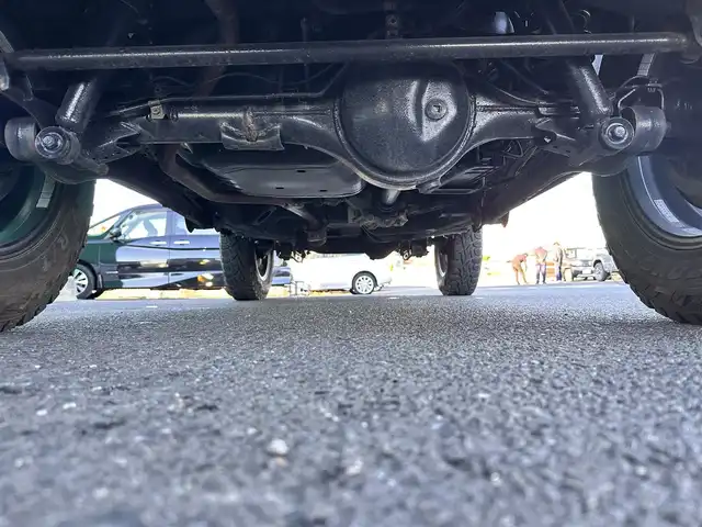 スズキ ジムニー XC 宮城県 2020(令2)年 4.6万km シフォンアイボリーメタリックブラック2トーンルーフ セーフティサポート/・デュアルセンサーブレーキサポート/・誤発進抑制機能/・ふらつき警報機能/・先行車発進お知らせ機能/・標識認識機能/・ハイビームアシスト/純正ディスプレイオーディオ（PVH-9300DVSZS）/・CD/DVD/・Bluetooth/ビルトインETC/シートヒーター/革巻きステアリング/ステアリングスイッチ/LEDヘッドランプ/フォグランプ/オートライト/スマートキー＆プッシュスタート/電動格納ミラー/RAYS16インチアルミホイール/純正ドアバイザー/フロアマット/W/サイド/カーテンエアバッグ