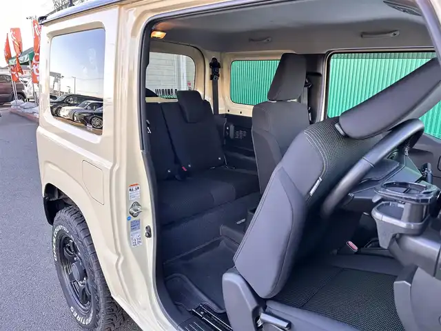 スズキ ジムニー XC 宮城県 2020(令2)年 4.6万km シフォンアイボリーメタリックブラック2トーンルーフ セーフティサポート/・デュアルセンサーブレーキサポート/・誤発進抑制機能/・ふらつき警報機能/・先行車発進お知らせ機能/・標識認識機能/・ハイビームアシスト/純正ディスプレイオーディオ（PVH-9300DVSZS）/・CD/DVD/・Bluetooth/ビルトインETC/シートヒーター/革巻きステアリング/ステアリングスイッチ/LEDヘッドランプ/フォグランプ/オートライト/スマートキー＆プッシュスタート/電動格納ミラー/RAYS16インチアルミホイール/純正ドアバイザー/フロアマット/W/サイド/カーテンエアバッグ