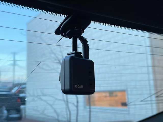 トヨタ クラウン ハイブリッド RS Four 青森県 2018(平30)年 11.1万km ブラック 4WD/純正SDナビ・フルセグTV/CD・DVD・Bluetooth・SD・USB/バックカメラ/前席パワーシート・シートヒーター/ステアリングヒーター/セーフティセンス/プリクラッシュセーフティ/レーダークルーズコントロール/レーントレーシングアシスト/アダプティブハイビーム/クリアランスソナー/パドルシフト/AC100V1500W/純正ビルトインETC/前後ドライブレコーダー/3眼LEDヘッドランプ/フォグランプ/純正18インチアルミ