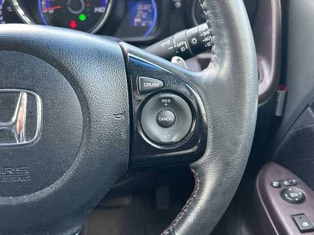 ホンダ Ｎ ＯＮＥ プレミアム ツアラー Lパッケージ 栃木県 2013(平25)年 6.4万km プレミアムブルームーンパール スマートフォン連携ディスプレイオーディオ/CD/USB/HDMI(R)/AM/FMチューナー/バックカメラ/横滑り防止装置/盗難防止装置/クルーズコントロール/本革巻ステアリング/パドルシフト/オートライト/ディスチャージヘッドライト〈HID〉/フォグランプ/ウィンカーミラー/Premium専用フロントバンパー/純正15インチアルミホイール/純正フロアマット/前席用i-サイドエアバッグシステム/サイドカーテンエアバッグシステム/取扱説明書/保証書