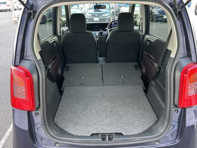 ホンダ Ｎ ＯＮＥ プレミアム ツアラー Lパッケージ 栃木県 2013(平25)年 6.4万km プレミアムブルームーンパール スマートフォン連携ディスプレイオーディオ/CD/USB/HDMI(R)/AM/FMチューナー/バックカメラ/横滑り防止装置/盗難防止装置/クルーズコントロール/本革巻ステアリング/パドルシフト/オートライト/ディスチャージヘッドライト〈HID〉/フォグランプ/ウィンカーミラー/Premium専用フロントバンパー/純正15インチアルミホイール/純正フロアマット/前席用i-サイドエアバッグシステム/サイドカーテンエアバッグシステム/取扱説明書/保証書