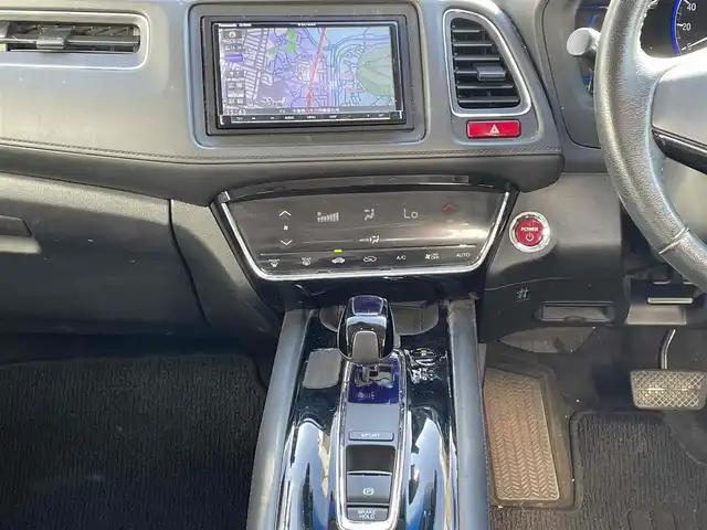 ホンダ ヴェゼル ハイブリッド X 千葉県 2014(平26)年 10.9万km ホワイトオーキッドパール 【(株)IDOMが運営する【じしゃロン八千代店】の自社ローン対象車両になります。こちらは現金ご利用時の価格です。自社ローンご希望の方は別途その旨お申付け下さい。】/社外ナビ/社外CD/DVD/SD/BT/DTV/バクカメラ/ETC/LEDライト/あんしんパッケージ