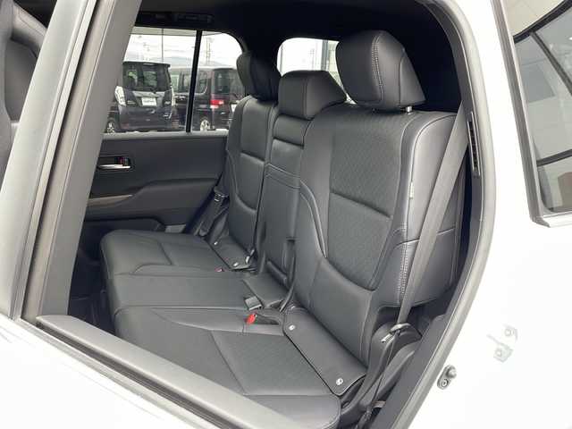 トヨタ ランドクルーザー ZX 道東・釧路十勝 2022(令4)年 6.1万km プレシャスホワイトパール ・4WD/・寒冷地仕様/・ワンオーナー/・純正ナビ&CD&BT&SD&USB&TV/・JBLプレミアムサウンド/・サンルーフ/・パワーバックドア/・アラウンドビューモニター/・バックカメラ/・トヨタセーフティセンス/・レーダークルーズコントロール/・プリクラッシュセーフティ/・ブラインドスポットモニター/・クリアランスソナー/・横滑り防止装置/・全席シートヒーター/・全席ベンチレーションシート/・前席パワーシート/・D席メモリシート/・レザーシート/・ステアリングヒーター/・ステアリングスイッチ/・社外前後ドライブレコーダー/・ビルトインETC2.0/・純正フロアマット/・電動格納ミラー/・LEDヘッドライト/・オートライト/・オートマチックハイビーム/・スマートキー/・純正エンジンスターター/・保証書/・取扱説明書/・社外AW夏タイヤ積込