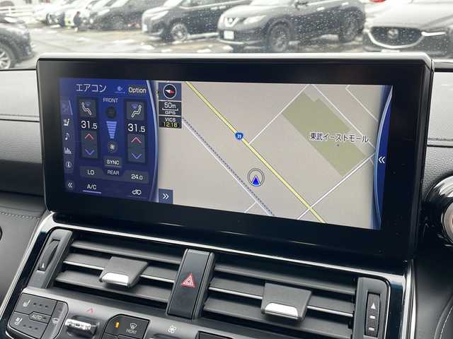 トヨタ ランドクルーザー ZX 道東・釧路十勝 2022(令4)年 6.1万km プレシャスホワイトパール ・4WD/・寒冷地仕様/・ワンオーナー/・純正ナビ&CD&BT&SD&USB&TV/・JBLプレミアムサウンド/・サンルーフ/・パワーバックドア/・アラウンドビューモニター/・バックカメラ/・トヨタセーフティセンス/・レーダークルーズコントロール/・プリクラッシュセーフティ/・ブラインドスポットモニター/・クリアランスソナー/・横滑り防止装置/・全席シートヒーター/・全席ベンチレーションシート/・前席パワーシート/・D席メモリシート/・レザーシート/・ステアリングヒーター/・ステアリングスイッチ/・社外前後ドライブレコーダー/・ビルトインETC2.0/・純正フロアマット/・電動格納ミラー/・LEDヘッドライト/・オートライト/・オートマチックハイビーム/・スマートキー/・純正エンジンスターター/・保証書/・取扱説明書/・社外AW夏タイヤ積込