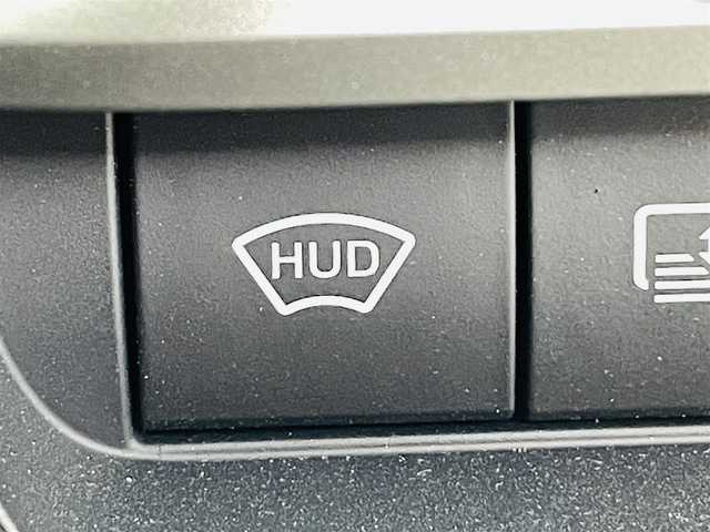 トヨタ クラウン Z 福島県 2024(令6)年 0.5万km プレシャスホワイトパール トヨタセーフティセンス/・プリクラッシュセーフティ/・発進遅れ告知機能/・ロードサインアシスト/・トヨタ チームメイト［アドバンスト パーク］/・レーンチェンジアシスト/・ドライバー異常時対応システム/・アダプティブハイビームシステム/・パーキングサポートブレーキ/・コーナーセンサー/純正ナビ/・フルセグ/TV/BT/USB/FM/AM/アラウンドビューモニター/レーダークルーズコントロール/LEDオートライト/シートヒーター/・エアーシート/・パワーシート/純正アルミホイール付きサマータイヤ/前後ドラレコ/ETC2.0/・ビルドインETC/パドルシフト/置くだけ充電/デジタルインナーミラー/プッシュスタート/・スマートキー/・スペアキー×1/新車保証書/取扱説明書