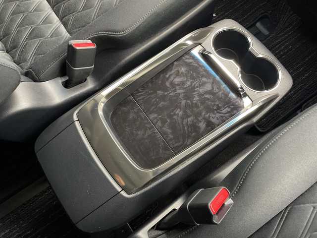 トヨタ ヴェルファイア Z Aエディション 新潟県 2018(平30)年 8.4万km スパークリングブラックパールクリスタルシャイン プリクラッシュセーフティ/レーントレーシングアシスト/レーダークルーズコントロール/ロードサインアシスト/純正9インチディーラーOPナビ（NSZT-Y66T）/　・バックカメラ/　・フルセグTV/　・Bluetooth/　・DVD/SD/CD再生機能/純正フリップダウンモニター/ビルトインETC/前後ドライブレコーダー/両側パワースライドドア/クリアランスソナー/オートライト/オートハイビーム/LEDヘッドライト/オートドアミラー/ウィンカーミラー/ブレーキホールド/ステアリングスイッチ/純正フロアマット/純正ドアバイザー