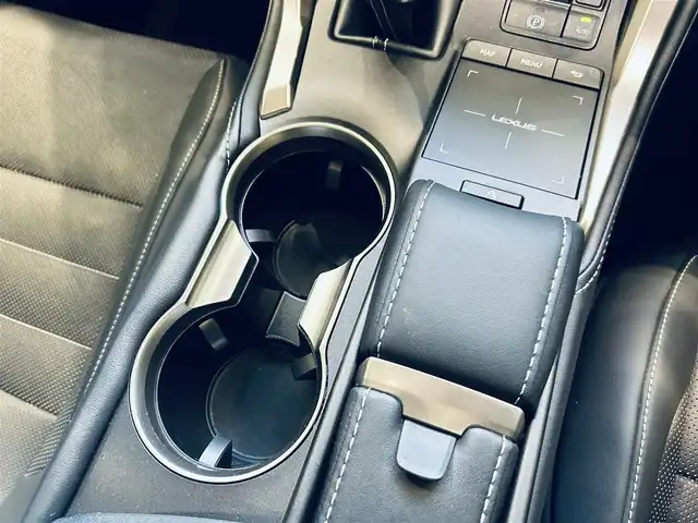 レクサス ＮＸ 300 Fスポーツ 大阪府 2020(令2)年 4.3万km グラファイトブラックガラスフレーク ワンオーナー/サンルーフ/純正ナビ/TV/360度カメラ/applecarplay/ACC/純正18インチAW/LEDヘッドライト/電動リアゲート/ブラインドスポット/黒革/パワーシート/Dシートメモリ/エアシートヒーター/ステアリングヒーター