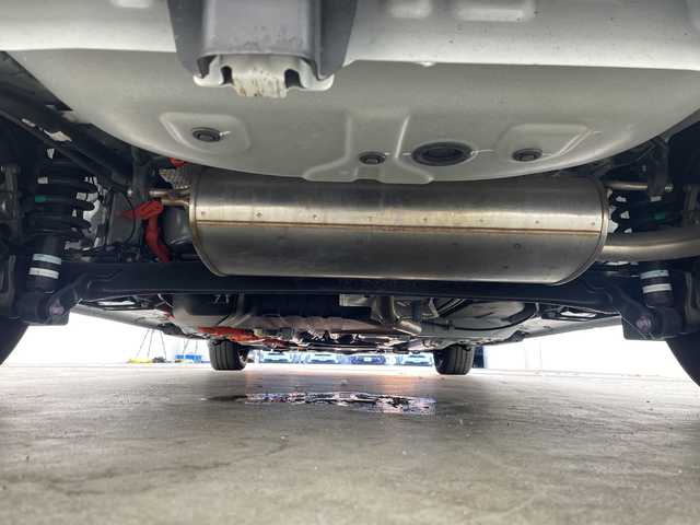 トヨタ シエンタ ハイブリッド Z 三重県 2022(令4)年 1.7万km ホワイトパールクリスタルシャイン /禁煙車//8型DA //全周囲カメラ //BSM //フルセグTV //トヨタセーフティーセンス //レーダークルコン //レーンキープアシスト //オートマチックハイビーム //両側パワスラ //ビルトインETC //前後コーナーセンサー