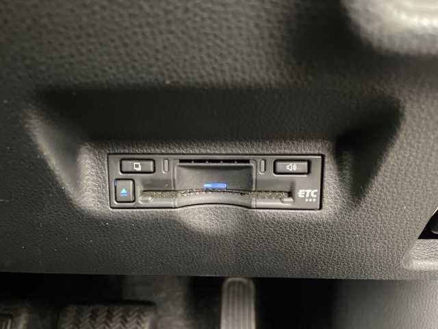 トヨタ シエンタ ハイブリッド Z 三重県 2022(令4)年 1.7万km ホワイトパールクリスタルシャイン /禁煙車//8型DA //全周囲カメラ //BSM //フルセグTV //トヨタセーフティーセンス //レーダークルコン //レーンキープアシスト //オートマチックハイビーム //両側パワスラ //ビルトインETC //前後コーナーセンサー