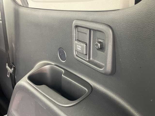 トヨタ シエンタ ハイブリッド Z 三重県 2022(令4)年 1.7万km ホワイトパールクリスタルシャイン /禁煙車//8型DA //全周囲カメラ //BSM //フルセグTV //トヨタセーフティーセンス //レーダークルコン //レーンキープアシスト //オートマチックハイビーム //両側パワスラ //ビルトインETC //前後コーナーセンサー