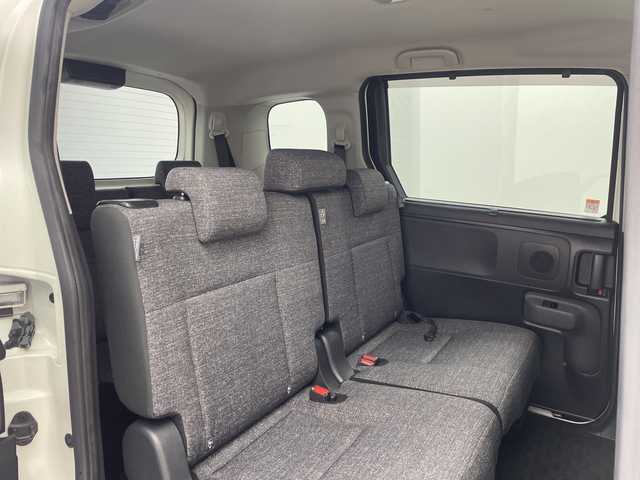 トヨタ シエンタ ハイブリッド Z 三重県 2022(令4)年 1.7万km ホワイトパールクリスタルシャイン /禁煙車//8型DA //全周囲カメラ //BSM //フルセグTV //トヨタセーフティーセンス //レーダークルコン //レーンキープアシスト //オートマチックハイビーム //両側パワスラ //ビルトインETC //前後コーナーセンサー