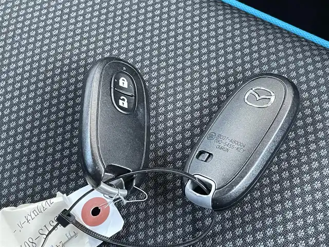 マツダ フレア クロスオーバー XT 青森県 2014(平26)年 4.2万km ライトブルーⅡ ４ＷＤ/社外オーディオ/（ＵＳＢ＆ＣＤ＆ＡＵＸ）/社外１４inアルミホイール/オートライト/ＨＩＤライト/ウィンカーミラー/電動格納ミラー/スマートキー/プッシュスタート/Ｗエアバッグ/横滑り防止装置/ＡＢＳ/ドアバイザー/純正フロアマット/新車保証書/取扱説明書