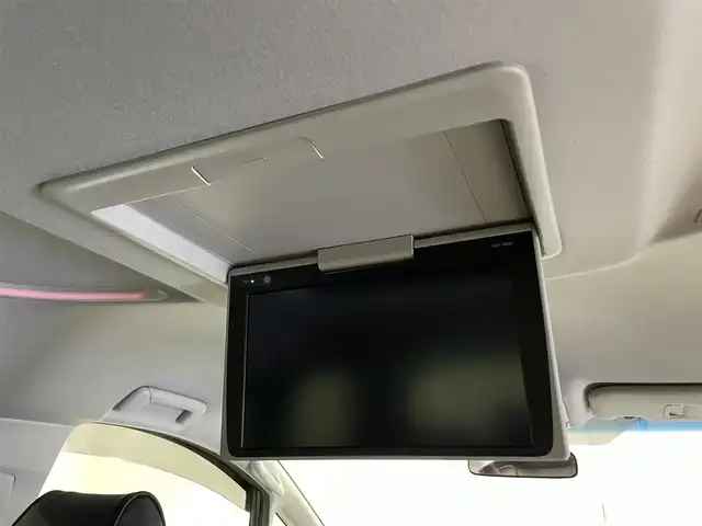 トヨタ ヴェルファイア Z 愛知県 2018(平30)年 4.8万km グラファイトM 純正１０．５インチナビ　/(Bluetooth/フルセグTV/CD・DVD再生/AM/FM)/TVキャンセラー/純正フリップダウンモニター　/１００Ｖ電源　/レーダークルーズコントロール　/両側電動スライドドア　/衝突軽減ブレーキ　/ビルトインＥＴＣ　/バックカメラ　/ＨＤＭＩ　/オットマン　/レーンアシスト/オートハイビーム/スマートキー