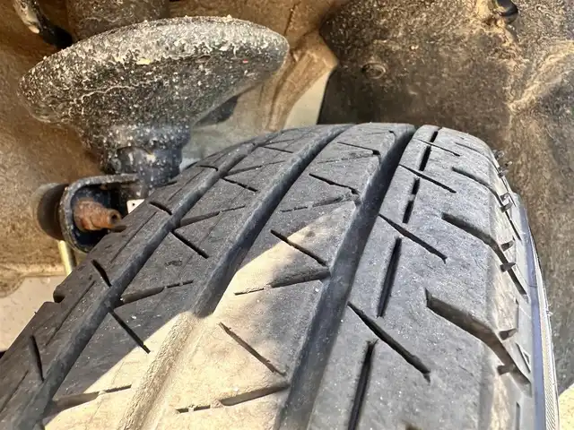 スズキ エブリイ PA リミテッド 宮城県 2023(令5)年 7.6万km シルキーシルバーメタリック ワンオーナー/4WD/社外ポータブルナビ/ETC/両側スライドドア/オートライト/純正フロアマット/ドアバイザー/Wエアバッグ/取扱説明書/保証書