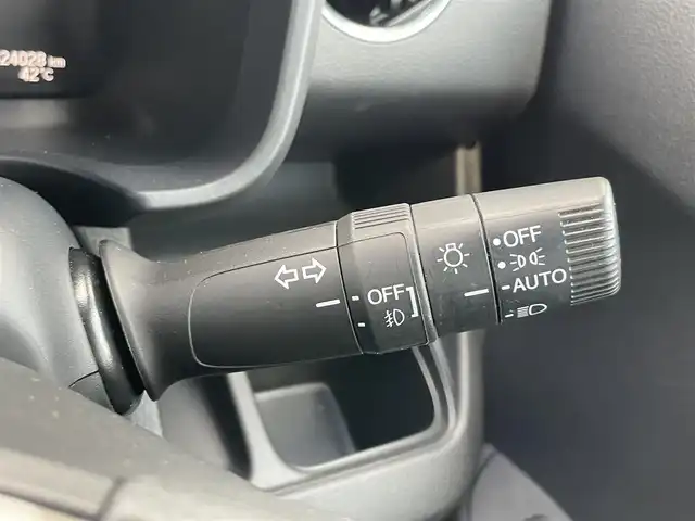 ホンダ Ｎ ＷＧＮ カスタム L ホンダセンシング 千葉県 2020(令2)年 2.4万km ミッドナイトブルービームM ホンダセンシング/　衝突軽減ブレーキ/レーンキープアシスト/　レーダークルーズコントロール/オートハイビーム/　コーナーセンサー(後)/誤発進誤後進抑制/　先行車発進お知らせ/純正ナビ/　フルセグ/BT/DVD/CD/USB/バックカメラ/ステアリングスイッチ/ETC/電動パーキングブレーキ/ハーフレザーシート/シートヒーター(D席)/LEDヘッドライト/オートライト/フォグライト/スマートキー/プッシュスタート/純正フロアマット/純正15インチAW
