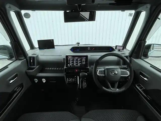 ダイハツ タント カスタム X 滋賀県 2019(令1)年 0.8万km ブライトシルバーメタリック 純正ナビ9型/・フルセグ/・Bluetooth/両側電動スライドドア/ハーフレザーシート/前方ドラレコ/オートリトラミラー/LEDオートヘッドライト/フォグ/ワンタッチウインカー/運転席ロングスライド/リアサイドカーテン/レーダー探知機/USB/TVキャンセラー